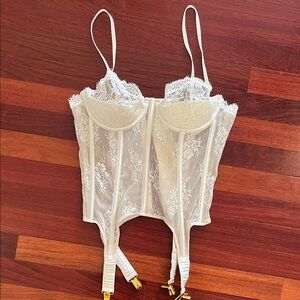 Womens Medium Fredricks of Hollywood Rosalind Satin & Lace Underwire Corset